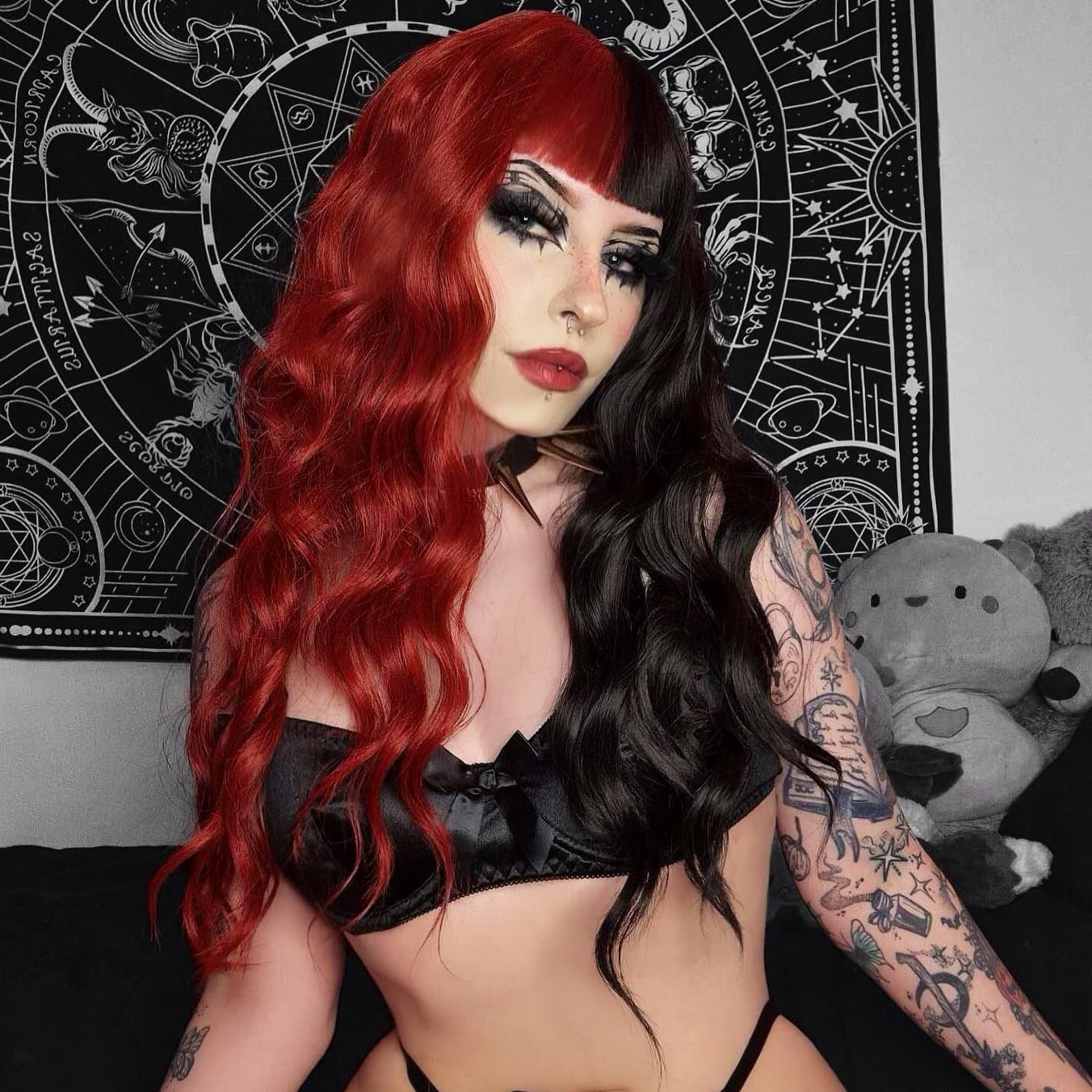 Evlynn Red & Black Wigs With Bangs Long Loose Wavy Curly Hair Synthetic Fiber Glueless No Lace Wig For Women (Red & Balck, 24 In