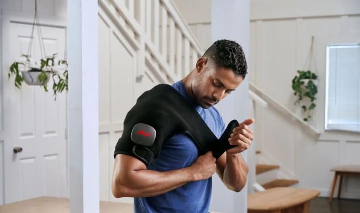 Hyperice Venom 2 Back Wrap - Provides Advanced Heat and Vibration for Pain, Soreness and Inflammation - FSA-HSA