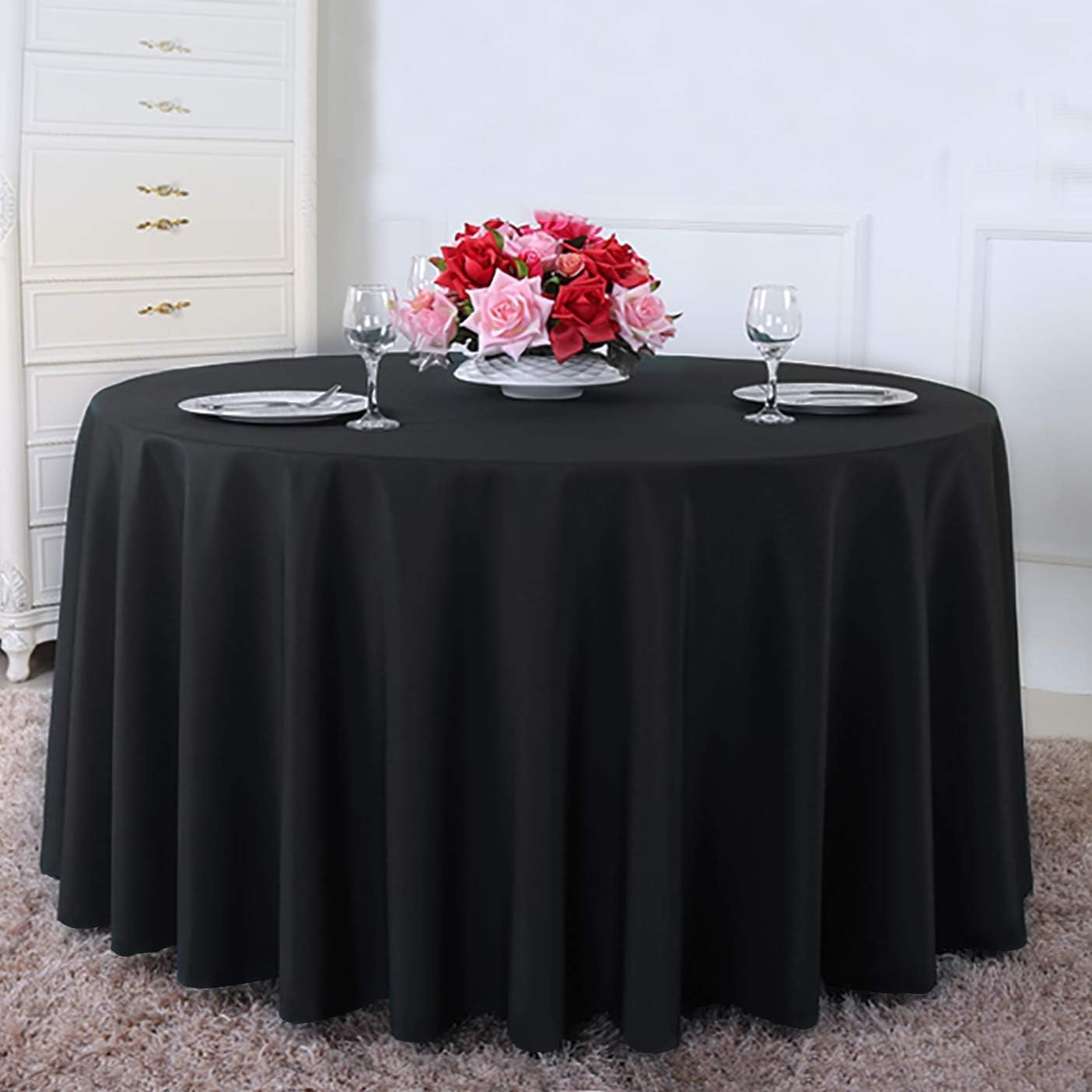 Surmente 5 Pack Black Tablecloth for Round Tables, 120-inch Round Table Cloths for Weddings, Banquets, or Restaurants