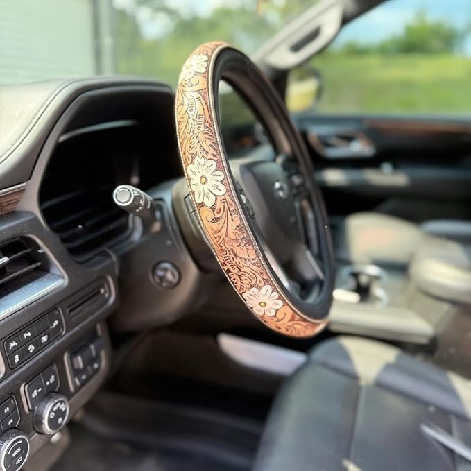 Western Steering Wheel Cover,Retro Western Cowboy Car Universal Steering Wheel Cover,Embossed Hand-Painted Leather Western Car Accessories, for Women Man, Anti-Slip Design Easy to Install (B)