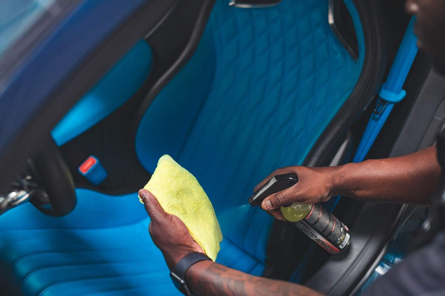 P & S PROFESSIONAL DETAIL PRODUCTS - Xpress Interior Cleaner - All-in-One Solution for Safely Removing Traffic Marks, Dirt, Grease, Oil; Works on Leather, Vinyl, Plastic; Fresh Scent - 1 Quart