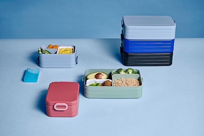 Mepal – Bento Lunchbox Take A Break Midi – Lunch Box With Bento Box – Lunch Box For Sandwiches, Small Snacks & Left Overs – Snack & Lunch - 900 ml - Vivid Blue