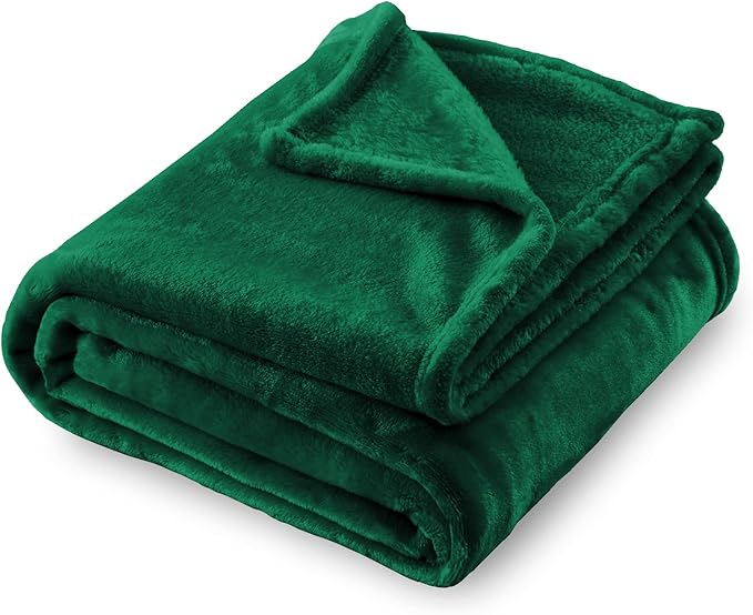 SOCHOW Flannel Fleece Blanket Twin Size, All Season Lightweight Super Soft Cozy Blanket for Bed or Couch, Green(60inch X80'')