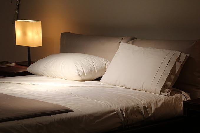 Miracle LED 3W Blue Blocking Warm Yellow Tight-Spaces Sleep Bulb Replacing Up to 50W to Replicate Setting Sun and Produce Melatonin Organically, Amber Glow, 609013