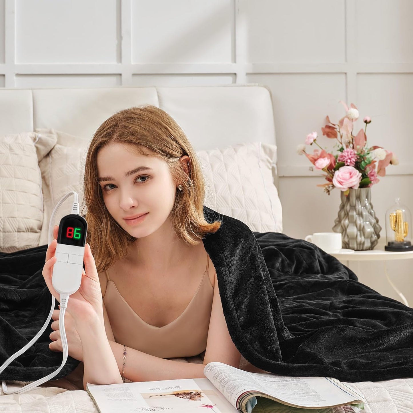 Heated Throw Blanket 50"×60" - Premium Cosy Soft Electric Blanket with 6 Heating Levels,Fast Heating Flannel Sherpa Blanket for Bed & Couch - Auto Shut Off/Machine Washable (Black)