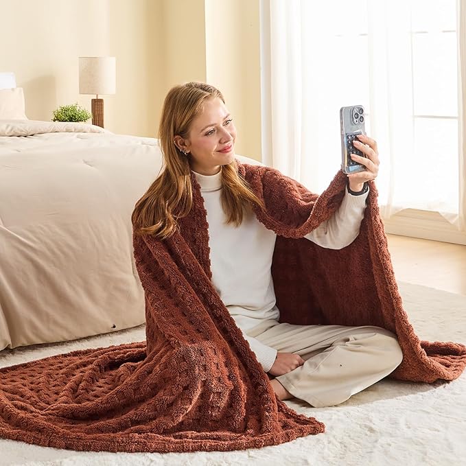 NEWCOSPLAY Super Soft Twin Blanket Coffee Premium Silky Flannel Fleece 3D Waffle Checkered Lightweight Bed Blanket All Season Use (Coffee, Twin(60"x80"))