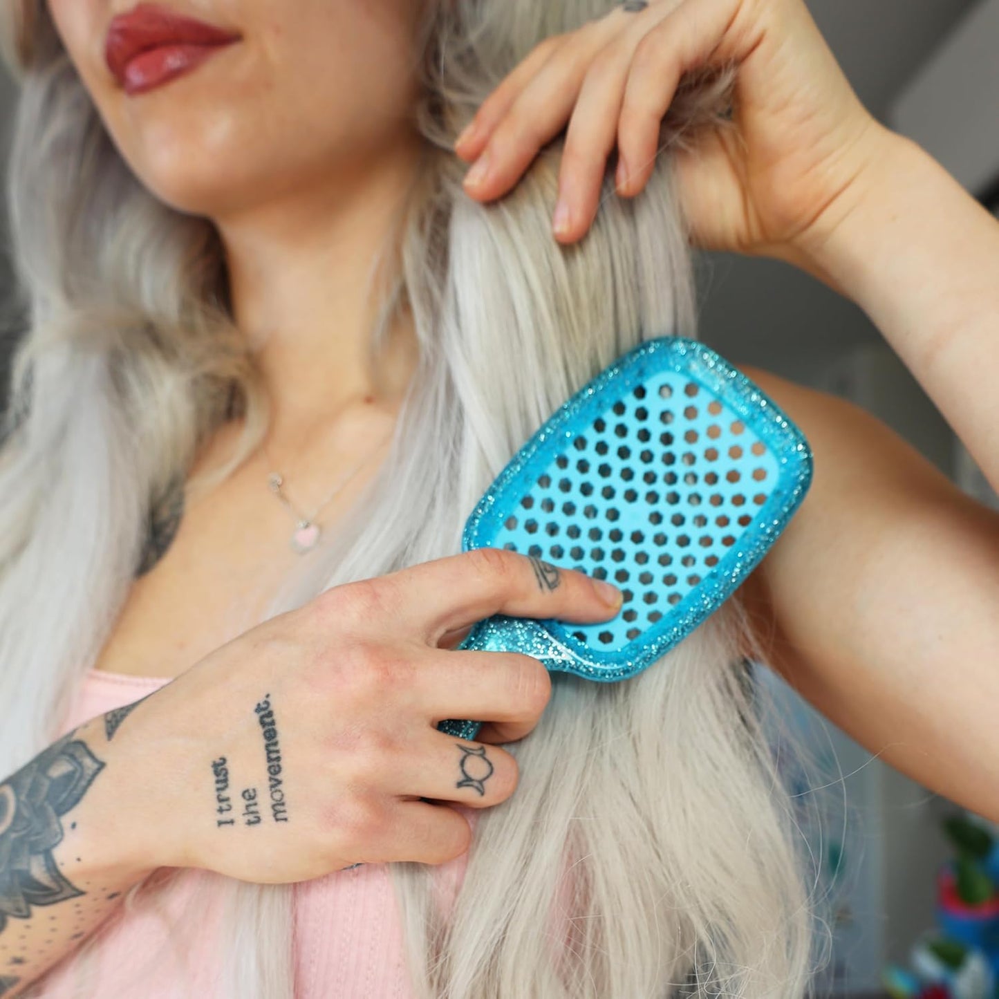 FHI Heat UNbrush Detangling Brush | Pain-Free for All Hair Types | Lightweight & Durable