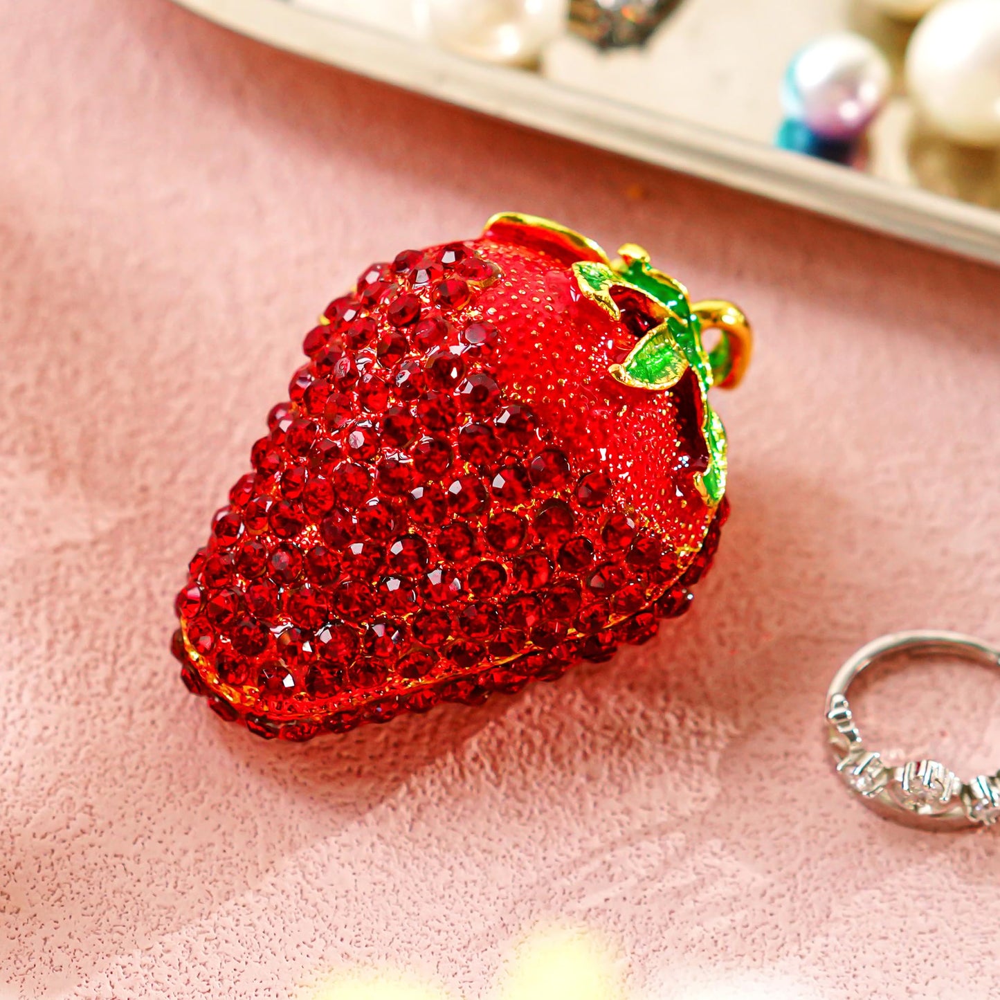 YU FENG Hinged Trinket Box For Girls, Handmade Red Strawberry Trinket Boxes Decorated for Women (red strawberry)