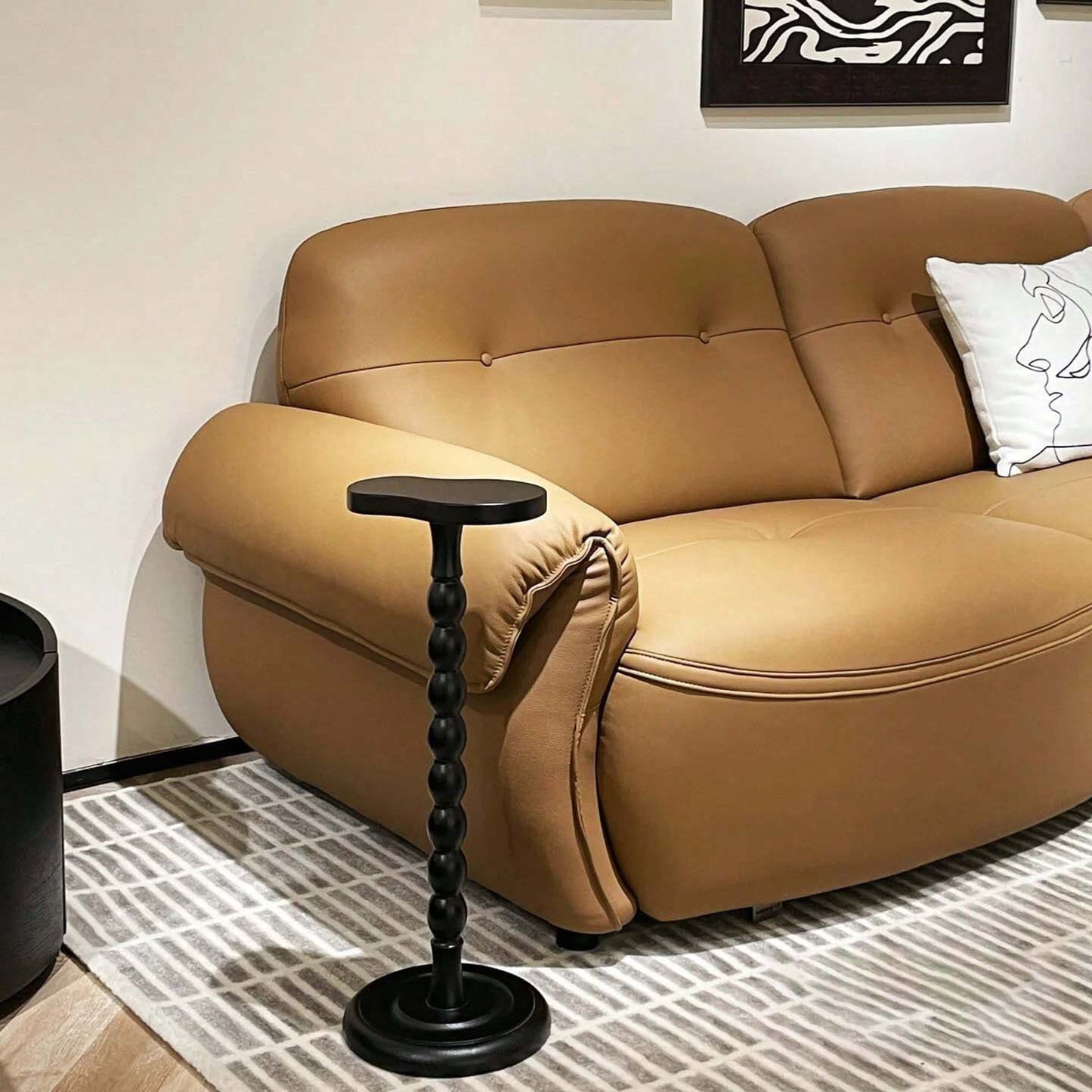 Modern Minimalist Solid Wood Side Table – Unique Shape, Ideal for Sofa or Bedside Use – Movable, Cozy Coffee Corner Table, Perfect for Home Decor and Daily Use.
